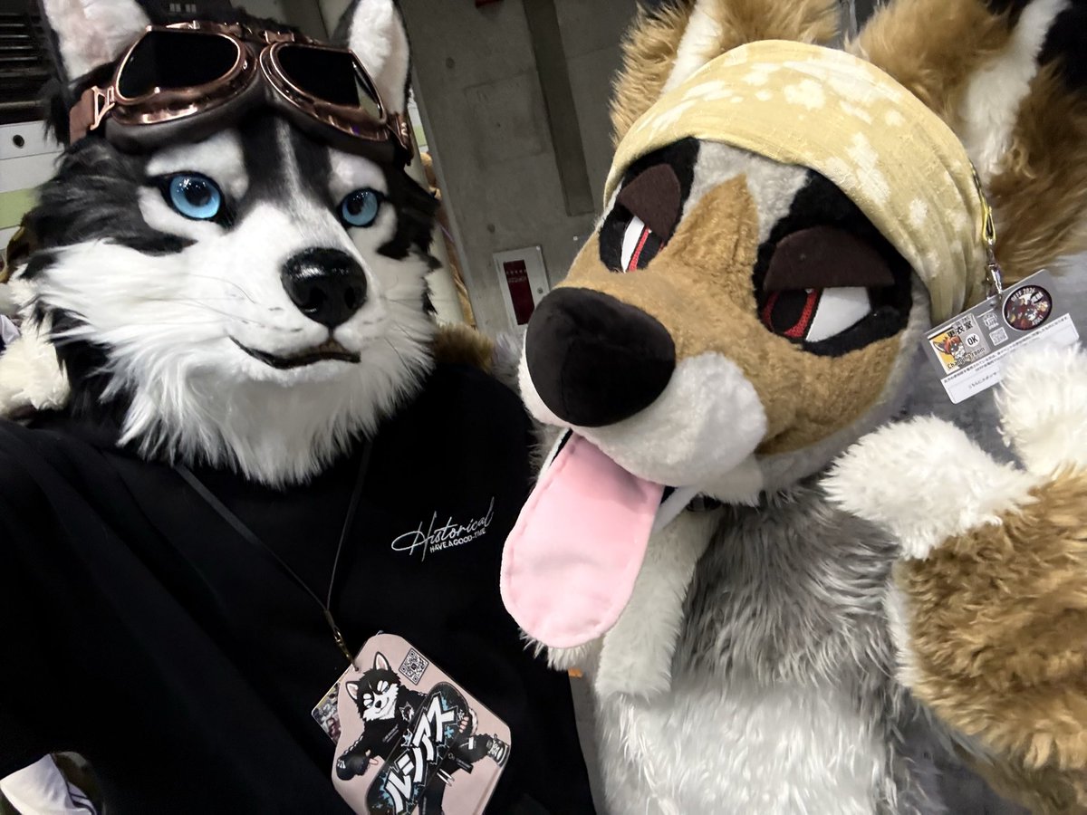 ShortTale_beast's tweet photo. 長い舌のラグナルくん！

以前から気になってた子なのでお会いできて嬉しかったですー！

今後の活動も楽しみにしてます！
#OFFF2026 https://t.co/8yvFKiNlpn
