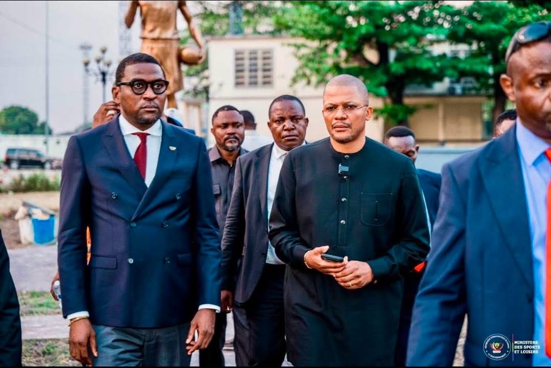Katsuva_R's tweet photo. Didier Budimbu reste un délinquant bien connu en Europe avec des connexions dangereuses et plusieurs fois incarcéré ! Il ne doit pas quitter la RDC avant de faire face à la justice dans l’assassinat Vally Amisi, sur fond d’argent mal distribué après qu’il lui avait attribué des marchés sur des infrastructures sportives !