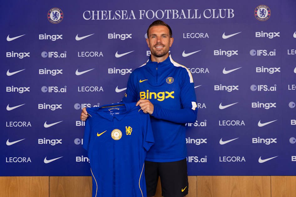 FC7897's tweet photo. #CFC have completed the signing of England midfielder Jordan Henderson on a two year contract after the 36yr old mutually agreed to terminate his deal with #Brentford. https://t.co/ZIDwkOtCOM