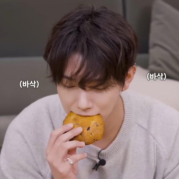kimjinov's tweet photo. 🐣🐣 https://t.co/nezmPbDeOx