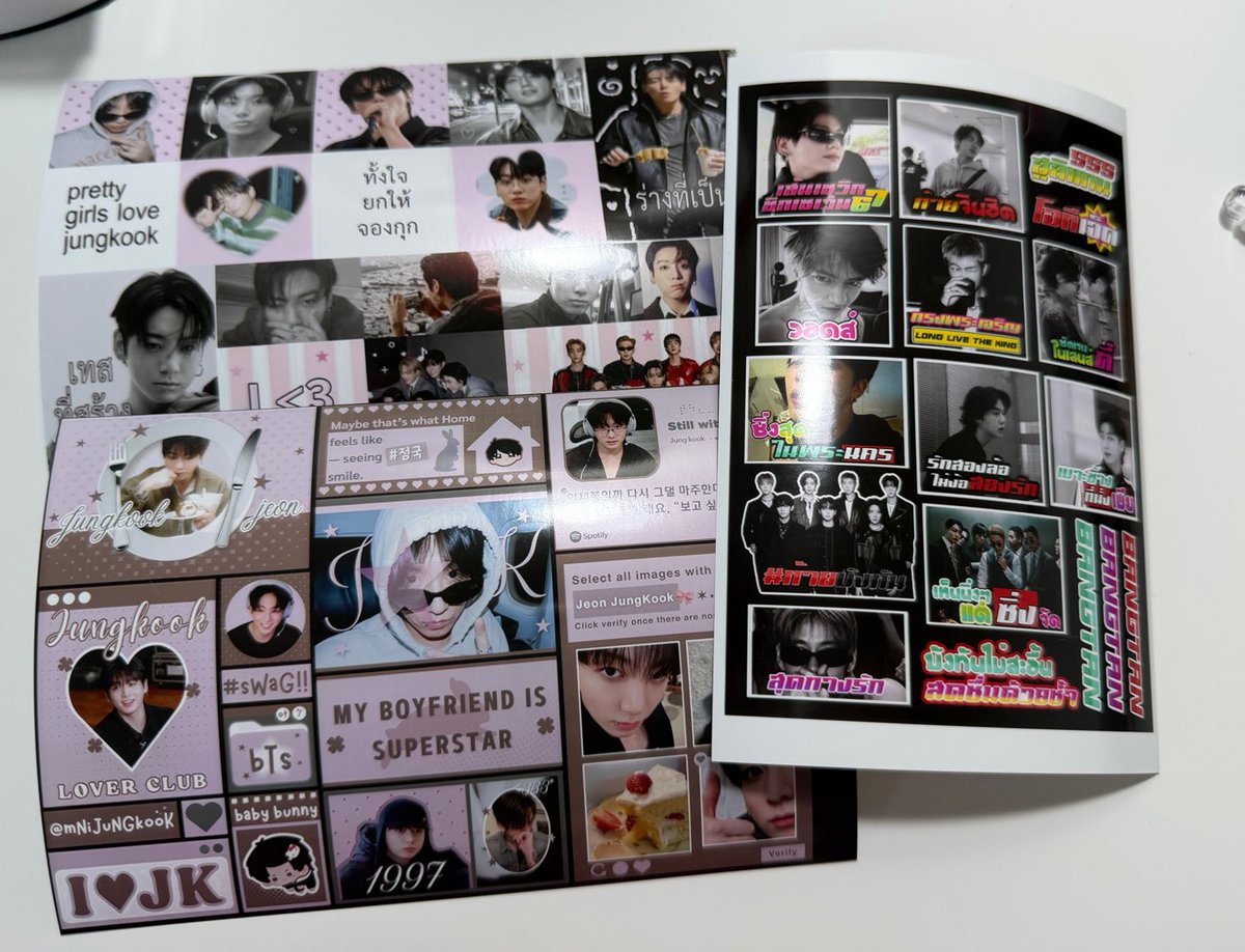 jm_pjmmx's tweet photo. ( รับหิ้ว )  —  dm &amp; mention

รับฝากปริ้นสติกเกอร์ moshi moshi 
( รับทุกด้อม ส่งรหัสมาได้เลย )

- แผ่นละ 50 b , ค่าหิ้ว 5 b /  ใบ
- ค่าส่งเหมา 50 b (ส่งดามจั่วปัง)

* รับหิ้วพรุ่งนี้ค่า / รับหิ้วทุกวัน

 #ตลาดนัดบังทัน #moshimoshi #โมชิโมชิ https://t.co/5E2Rto4x4w