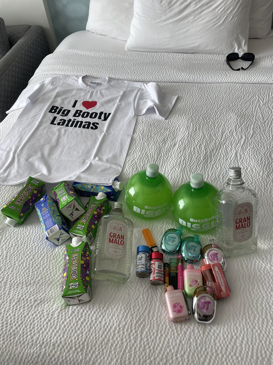 _javi245's tweet photo. what a weekend😅😅 https://t.co/HpshnsSKfl