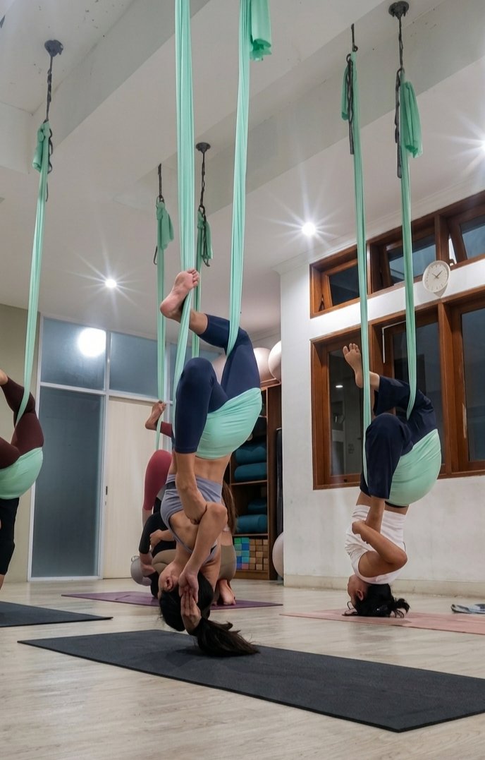 sally_angg's tweet photo. Well-being series:
Another Aerial Hammock Yoga https://t.co/O5J7L7QwVN
