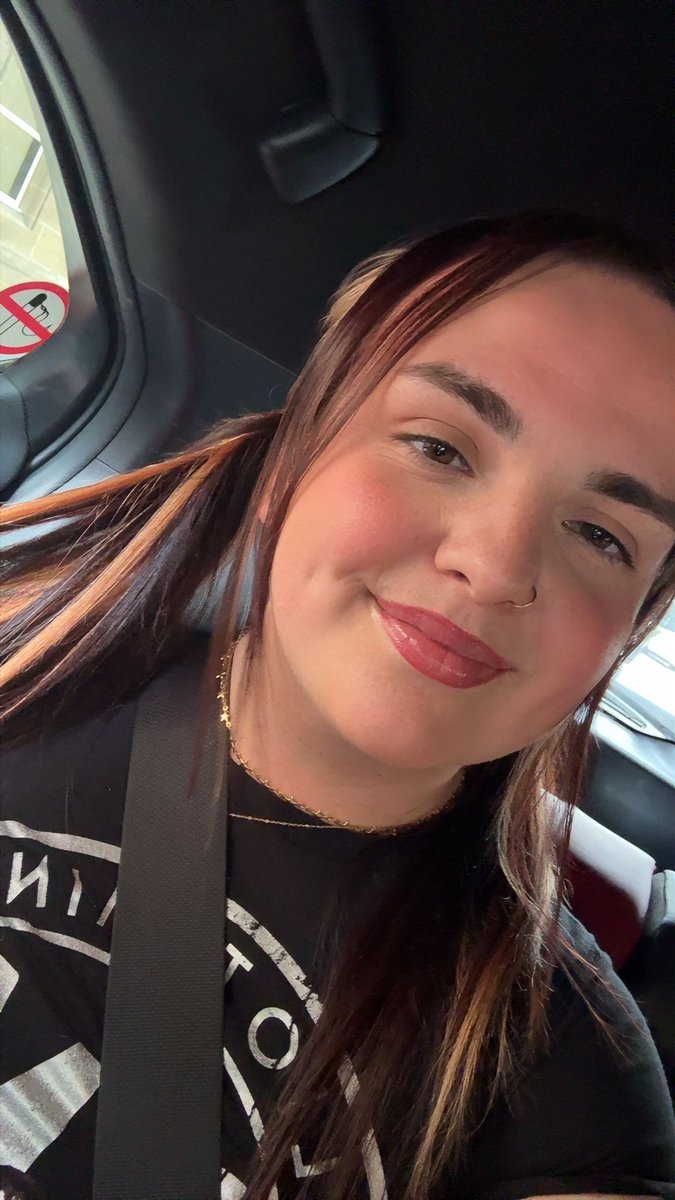 Goddesstillyxo's tweet photo. Off out for drinks for a friends birthday, who is sending? 

Findom femdomme transfindom transfemdomme https://t.co/MkcD6vpQhM
