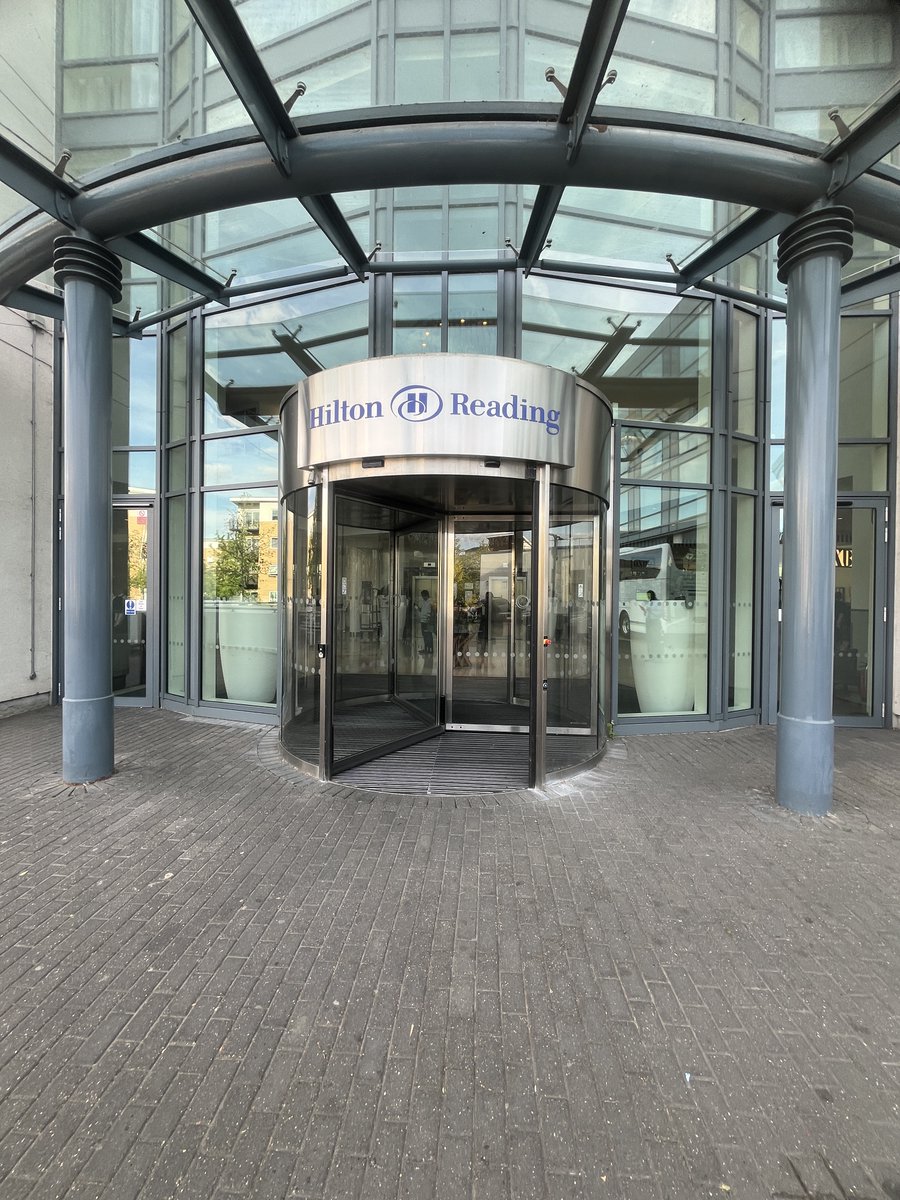 familytravelgen's tweet photo. 🏨 A glimpse inside Hilton Reading ✨ From stylish rooms and the pool to great dining at OXBO, every moment was memorable. 💙
#hiltonhotels #hiltonreading #myhiltonstay #visitreading #luxurytravel https://t.co/R4Gqbuum14