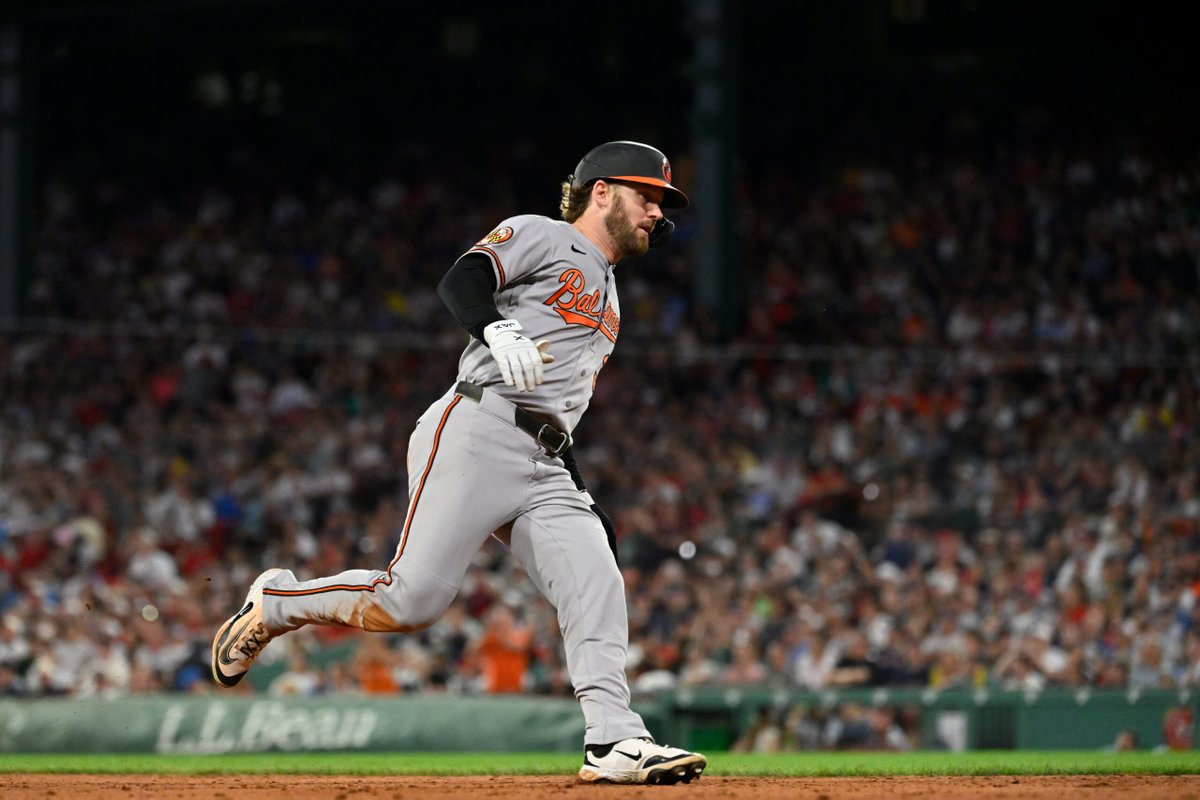 Mariners Go All-In For October, Grab Taylor Ward From Baltimore