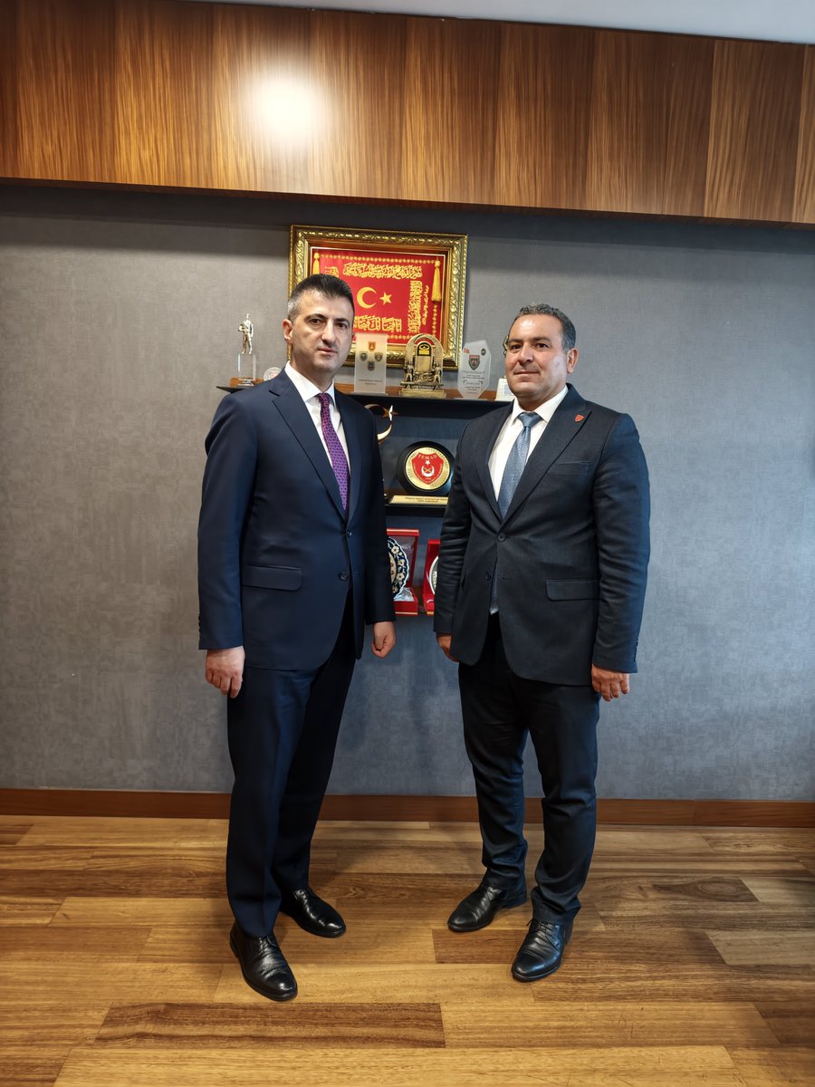 ErtugrlGaziTmsy's tweet photo. Şehit Aileleri ve Gaziler  ile ilgili   Çıkacak Kanun ile ilgili 
Başta TBMM @Akparti Grup başkanı  @avabdullahguler 'e
@Akparti Grup Başkan vekili @abdulhamitgul' e
@tcsavunma Komisyon Başkanı Sn 
@hulusiakarmedya 'a
@tcsavunma Komisyon üyesi
Sn @celebimehmeta
teşekkür ediyoruz. 
@TmsyGaziler vatan evlatları olarak DEVLETİMİZE inancımız ve GÜVENİMİZ Tamdır.
"GAZİLİK BİR ENGEL DEGİL BİR ÜNVANDIR"
"GAZİLİK BİR ENGEL DEGİL BİR ÜNVANDIR"
👇🇹🇷👇
#GazilikHakkımızıİstiyoruz
☝️🇹🇷☝️
@RTErdogan
@_cevdetyilmaz
@NumanKurtulmus0
@dbdevletbahceli
@kilicdarogluk 
@eczozgurozel
@MDervisogluTR 
@tciletisim
@hulusiakarmedya 
@mustafaelitas
@zorlu77
@MahinurOzdemir 
@ztarikdaroglu
@drbetulsayan
@dtcuneytaldemir
@deryayanikashb
@VeyselTipioglu 
@FeyziBerdibek1 
@sevansivacioglu
@refik_ozen16 
@resulkurt34 
@MvDrHasanArslan
@cuneytyuksel_
@ifarukaksu
@erkanakcay45 
@PrfDrFilizKilic
@oozgurbayraktar 
@kocakkonuralp
@MhpTbmmGrubu 
@MHP_Bilgi 
@YankiBagcioglu
@ozgurceylanchp
@drmetinilhan40
@leventalyyildiz
@CemalDonat
@mhrmkurt 
@sehitgazivakfi
