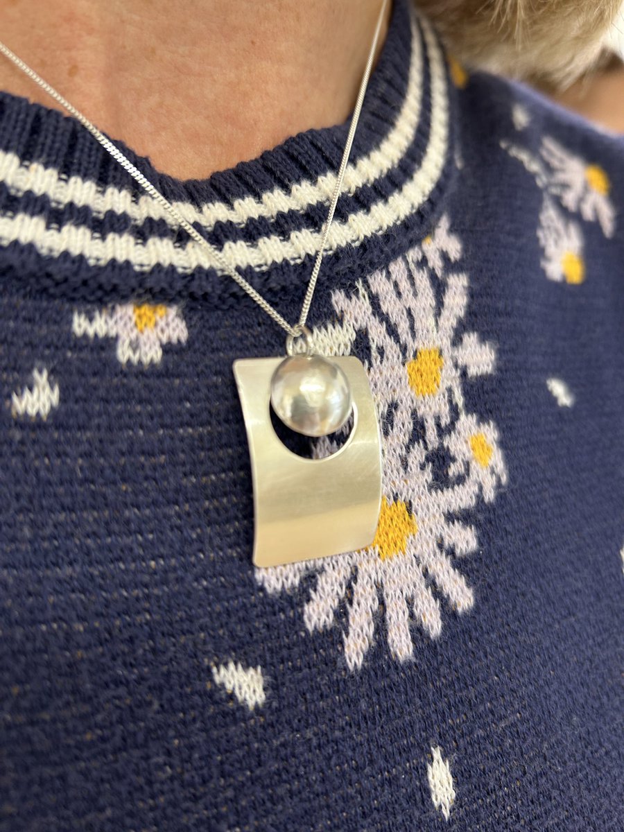 Craft_Workshops's tweet photo. A few snaps from Saturday's SILVER EARRINGS AND PENDANT WORKSHOP. A wonderfully creative day with wonderful ladies! #tlpcraftworkshops #silverjewellery #handmade #NewSkills #craftcourses https://t.co/lLgu4QaWBN