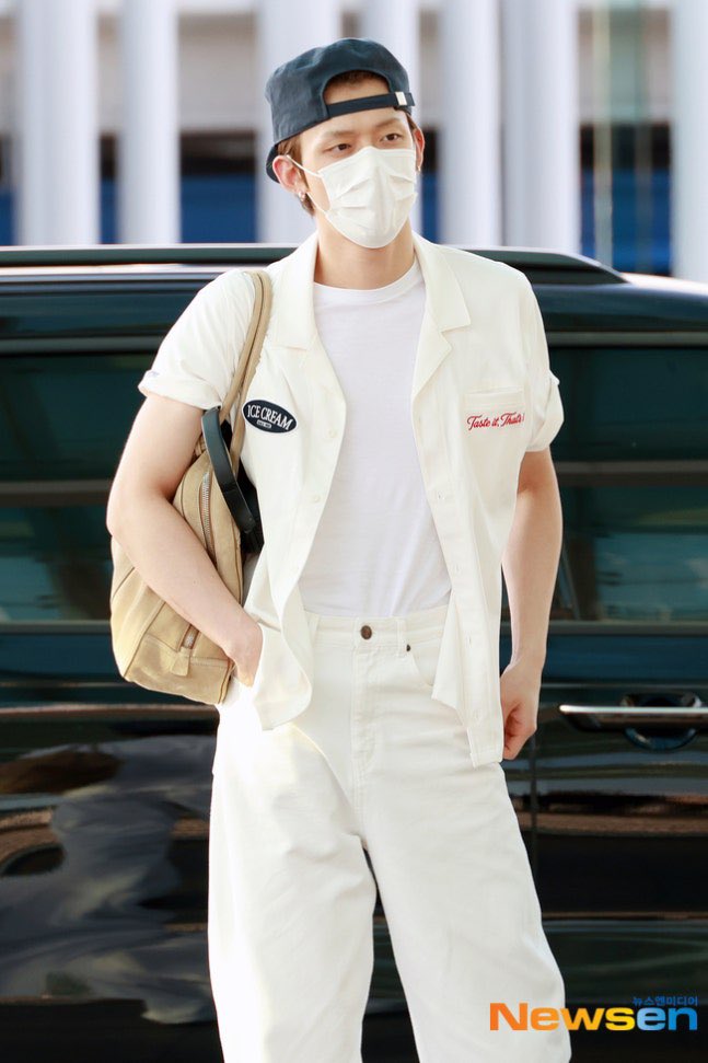 ktyunique's tweet photo. 260803 INC Airport Departure Media Pictures #YEONJUN #연준 https://t.co/SIPJi1LbVo