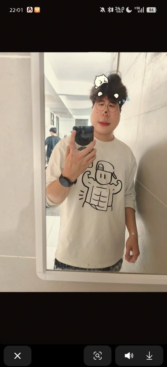azeaini3000's tweet photo. 呜呜呜，暗恋兄弟真的好痛苦啊，喜欢却得不到，明明大家一起洗过澡，一起淋过雨，一起出去玩，可还是什么都做不到，现在他也找到对象了，我还是自己放下吧，本来也是自己一个人，也早就习惯自己一个人了，

我要努力提升自己💪好好学习，努力健身，以后找到更好的 https://t.co/bWOTDClT3M
