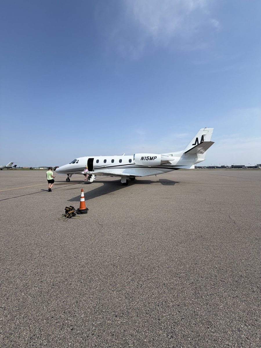 MediaKing's tweet photo. Private jet post. https://t.co/3ib0Skac9k