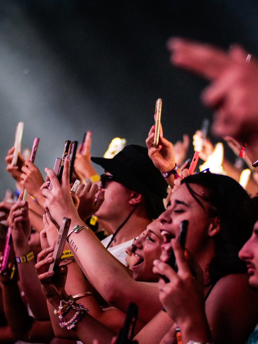 1035KISSFM's tweet photo. Welcome home @johnsummit 

#iheartlolla26 https://t.co/D3W4kyhJtC