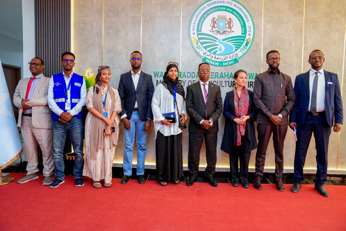 Hon_Maareeye's tweet photo. I honored to welcome and meet with Ms. Reena Ghelani, CEO of Plan International, and Ms. Sadia Allin, Somalia Country Director at the Ministry of Agriculture HQ to discuss improving collaboration between our two institutions on Somalis Agricultural and Food security issues, Climate change challenges, and to protect Somali farmers and vulnerable communities