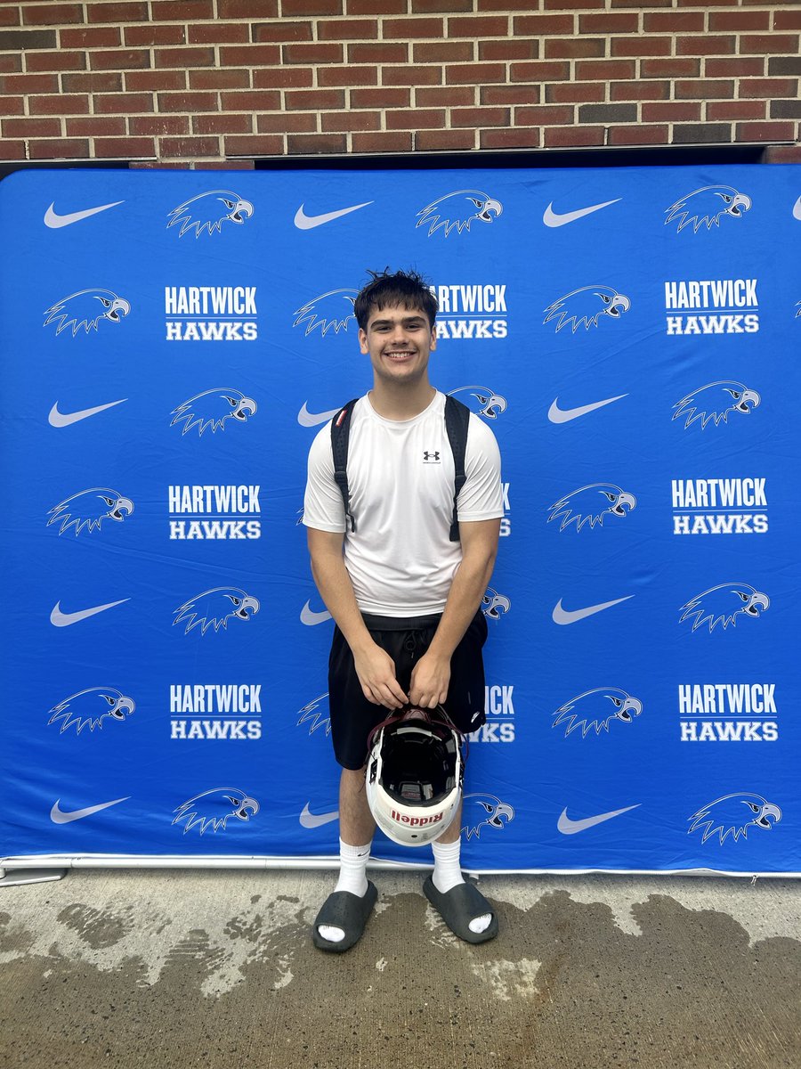 Ozembery77's tweet photo. Had an Amazing time at @HartwickFball  prospect camp! 
Thank you for the invitation @CoachRogers13 &amp; @CoachElmore70. 
I can’t wait to be back up on campus in the fall!!! https://t.co/V1T2OsV0dZ