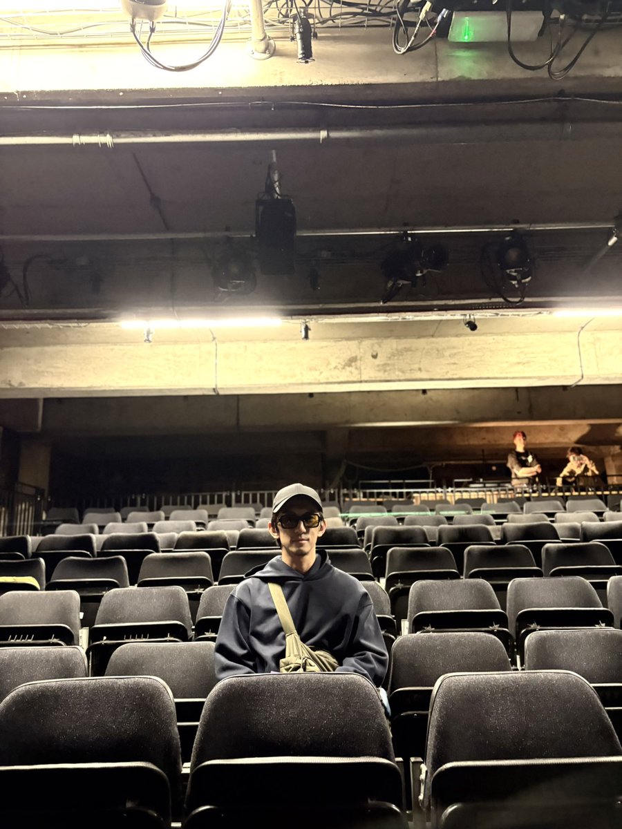 ShimadaJumpei's tweet photo. #2Shoulderpads
#edfringe https://t.co/TyDFywAE6v