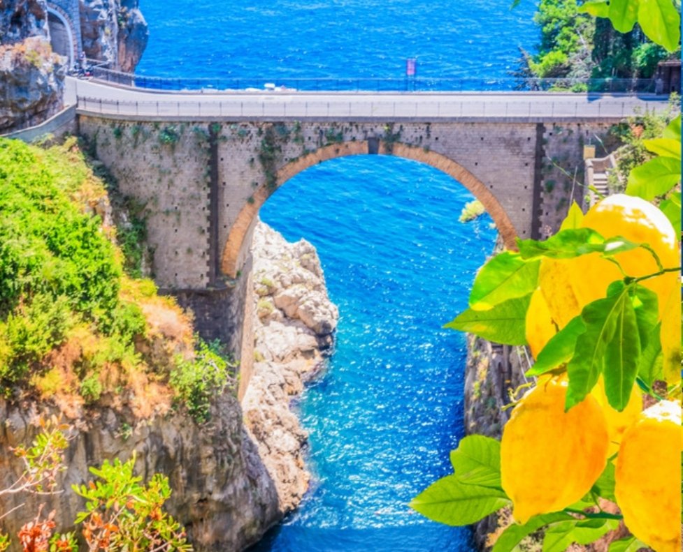 travelwizja's tweet photo. UWAGA na wakacyjne oszustwo we Włoszech w miasteczku Amalfi.
Więcej informacji na ten temat u nas na Facebooku.
#uwaga #ważne #oszustwo #włochy #wakacje #wiadomości #reporterzy #info
@1930_tvp @ReporterzyTVP @tvp_info
@JGluskiSchimmer @PortalWakacjePL https://t.co/RjgsfUzV5M