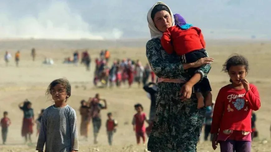karim_bouamrane's tweet photo. Il y a 12 ans, Daech commettait un génocide contre la communauté yézidie, en Irak et en Syrie.

En quelques jours, des dizaines de milliers d’hommes, de femmes et d’enfants étaient massacrés. 

Des milliers de femmes étaient réduites en esclavage. 

Des familles entières étaient anéanties en raison de leur foi.

Encore aujourd’hui, des femmes et des enfants sont portés disparus ou toujours réduits en esclavage.

Se souvenir, c’est refuser de banaliser ce crime contre l’humanité. 
Se souvenir, c’est lutter contre l’oubli et rendre justice aux victimes.