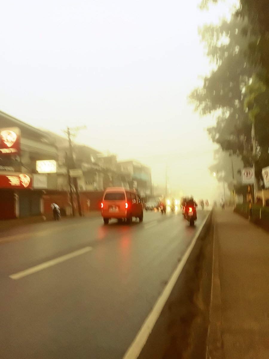 irisa_sn's tweet photo. sinalubong ba naman ng fogs sa 1st day https://t.co/xvBSCkjAsi