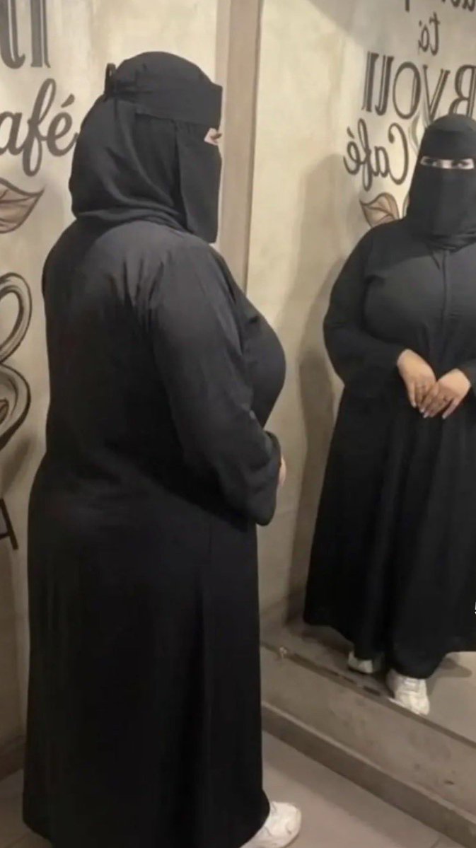 AAhmd3483's tweet photo. مسيار الجوف
ارمله عقيم 
عمري٣٧سنه طولي١٦٩وزني٦٨مهتمه بنفسي بيضاء جميله جداً جسمي حلو شعري ناعم عندي بيت خاص ارغب بزواج المسيار من شخص
محترم يخاف الله يحترمني ويقدرني ومايزعل علياء  وراح اشيله بعيوني#اتواصل واتساب
0582169159
#رويه_السعوديه_2030 https://t.co/Ad9wB4yiEH