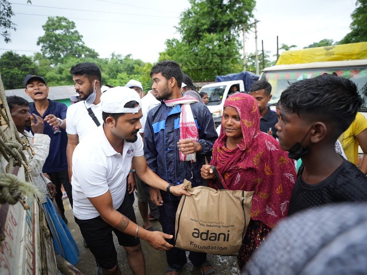 KattarYodhaMKL4's tweet photo. Gautam Adani has once again shown that humanity is about being present when people are going through their hardest days.

The ₹11 crore contribution is helping Assam's relief efforts, while the Adani Foundation, supported by Adani Smart Meter and Guwahati International Airport Limited, is working tirelessly to reach nearly 8,000 flood affected families with essential supplies.

This is service with purpose and compassion.