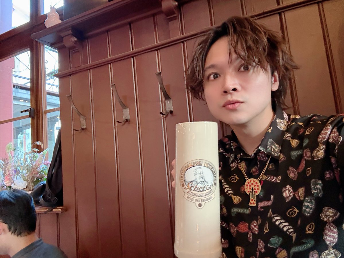 Sho_karino's tweet photo. ドイツを楽しみまくってます！！！！
イキり写真いっぱい撮ったよ！！！
#AnimagiC26 
@AnimagiC_de
#TokyoRevengers 
#toman_anime 
#東リベ https://t.co/CwXcFfmlBK