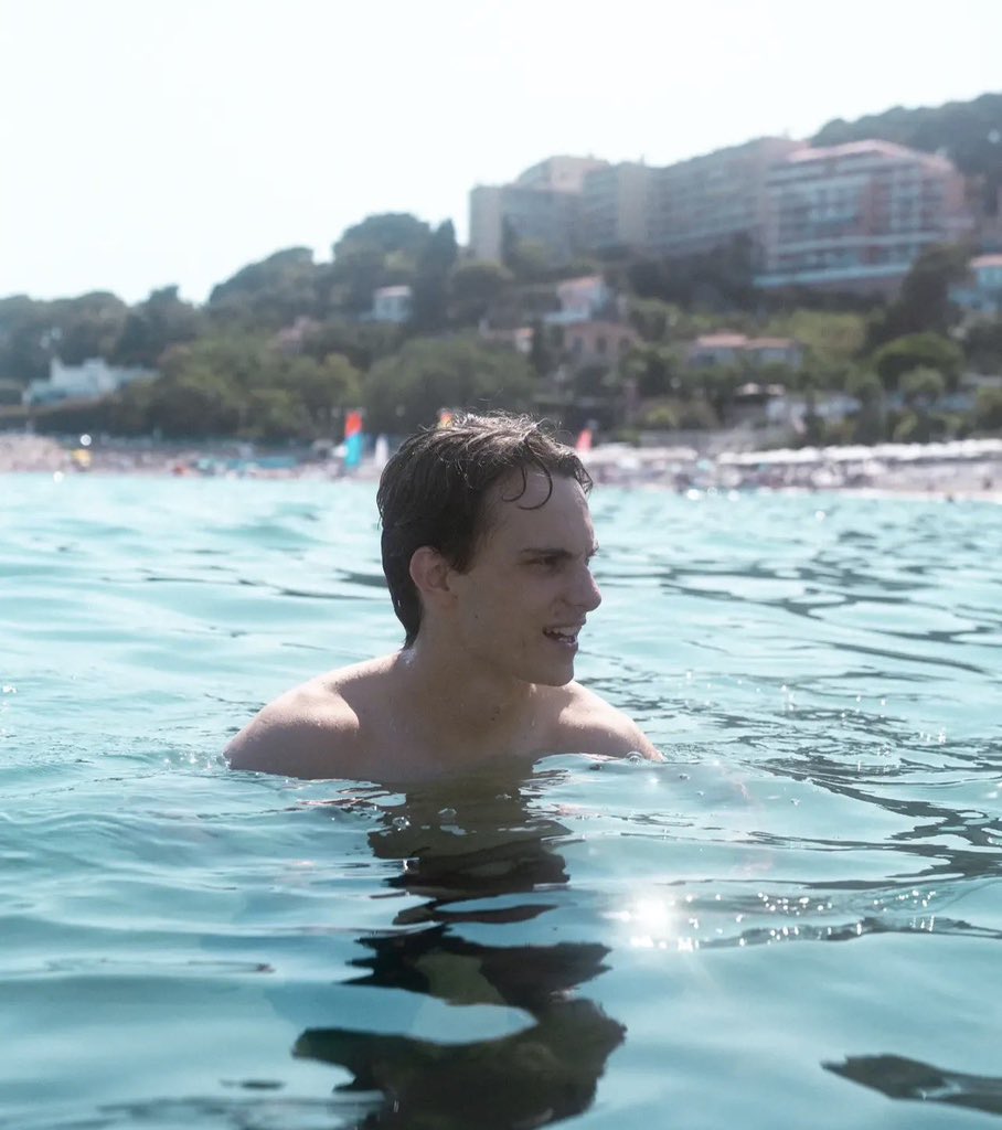 eumudeidenome's tweet photo. Thank you for feed me in the Summer Break Oscar Piastri https://t.co/1B6eRnWdJl