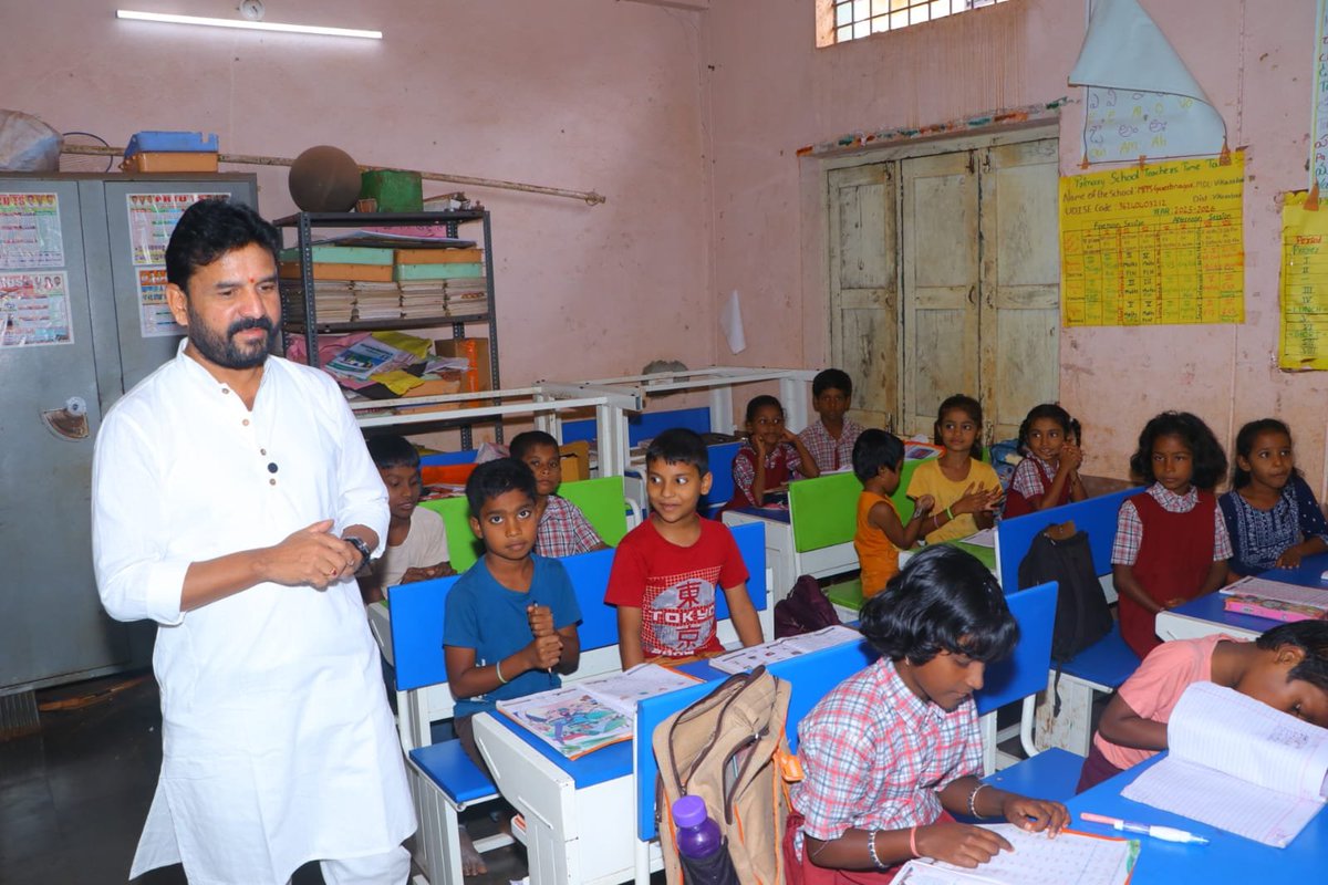 DrAnandMethuku's tweet photo. Today, I visited the Government Junior College and the Government Primary School in #Vikarabad town. I was deeply disturbed by the appalling conditions and the multitude of problems faced by students.

The Government Junior College has been struggling with a severe drinking water crisis for the past 40 days. Despite having more than 500 girl students, the college has only four toilets, which is completely unacceptable. Moreover, nearly 800 students are forced to study in just 14 classrooms.

Due to the acute shortage of classrooms, two teachers are compelled to conduct classes simultaneously in the same room by placing blackboards on opposite sides and teaching two different groups of students. It is unimaginable how students can learn effectively in such an environment, and equally unfair to the teachers.

Even more shocking is that students are being made to sit on the staircase leading to the terrace while lessons are conducted using a blackboard placed on the stairs. Such conditions are a disgrace to our education system.

During my tenure as an MLA , along with the then Education Minister, @BrsSabithaIndra  garu, we sanctioned ₹1 crore for the construction of 10 additional classrooms. Unfortunately, the project was abandoned at the slab level and remains incomplete, reflecting sheer administrative negligence.

Although schools have been functioning for nearly three months, students are yet to receive their uniforms. This delay is highly unfortunate.
The Government has implemented the Breakfast Scheme in the other three Assembly constituencies of Vikarabad district—#Tandur, #Kodangal , and #Pargi —but has inexplicably excluded Vikarabad. The people deserve to know why students in this constituency have been denied the same benefit.

What is even more disappointing is that while school shoes have already reached the schools, they have not been distributed to the students. The reported reason—that there has been no time available for  @GpkOfficial_ garu for the formal distribution—is simply unacceptable when the welfare of children is at stake.

Despite repeated representations by teachers and students to the Hon'ble Speaker regarding these issues, no meaningful action has been taken.

On behalf of the @BRSparty , I strongly urge the Hon'ble Speaker to immediately visit the Government Junior College in Vikarabad and ensure the urgent resolution of the drinking water crisis, the shortage of toilets, and the lack of adequate classrooms.

The future of our children cannot be compromised. Providing safe and dignified learning conditions is the foremost responsibility of any government, and this responsibility must be discharged without further delay.

@KCRBRSPresident 
@KTRBRS 
@BRSHarish 
@KonathamDileep 
@RSPraveenSwaero
@KonathamDileep 

#RevanthreddyFailed 
#DrinkingWater 
#WashRooms 
#Accommodation
#Labs 
#StudentsUniform 
#Breakfast