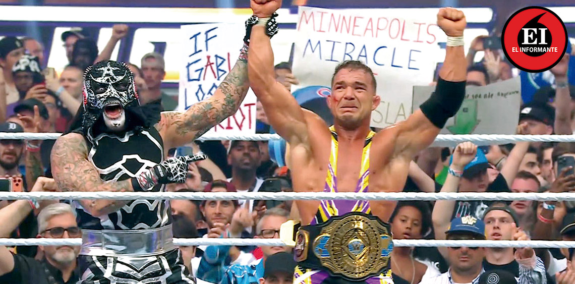 ElInformanteMX's tweet photo. @WWEGable conquista el #CampeonatoIntercontinental en #SummerSlam

El #luchador #estadounidense derrotó al #mexicano con un #AnkleLock y vivió la noche más #importante de su carrera en @WWE.
https://t.co/9GviD5CHbQ https://t.co/werT6oKlKZ