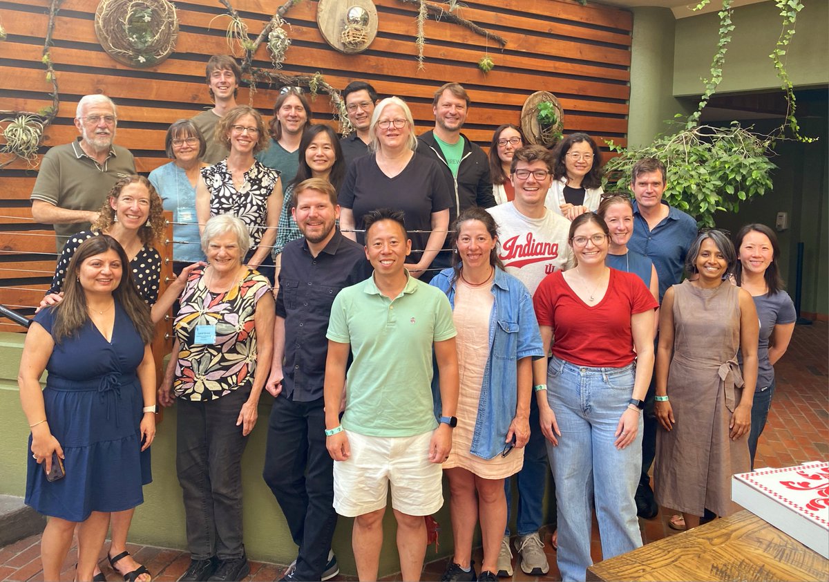 ChabaRachna's tweet photo. Thank you Christina Stallings @FredBarras @anjbadri @laahrs for a fantastic GRC Microbial Stress Response 2026 &amp; for the invitation to share our work. Inspiring science, wonderful community &amp; memorable Carol Gross lab reunion made the meeting truly special. Waiting for GRC 2028! https://t.co/4jCnfG9CbA