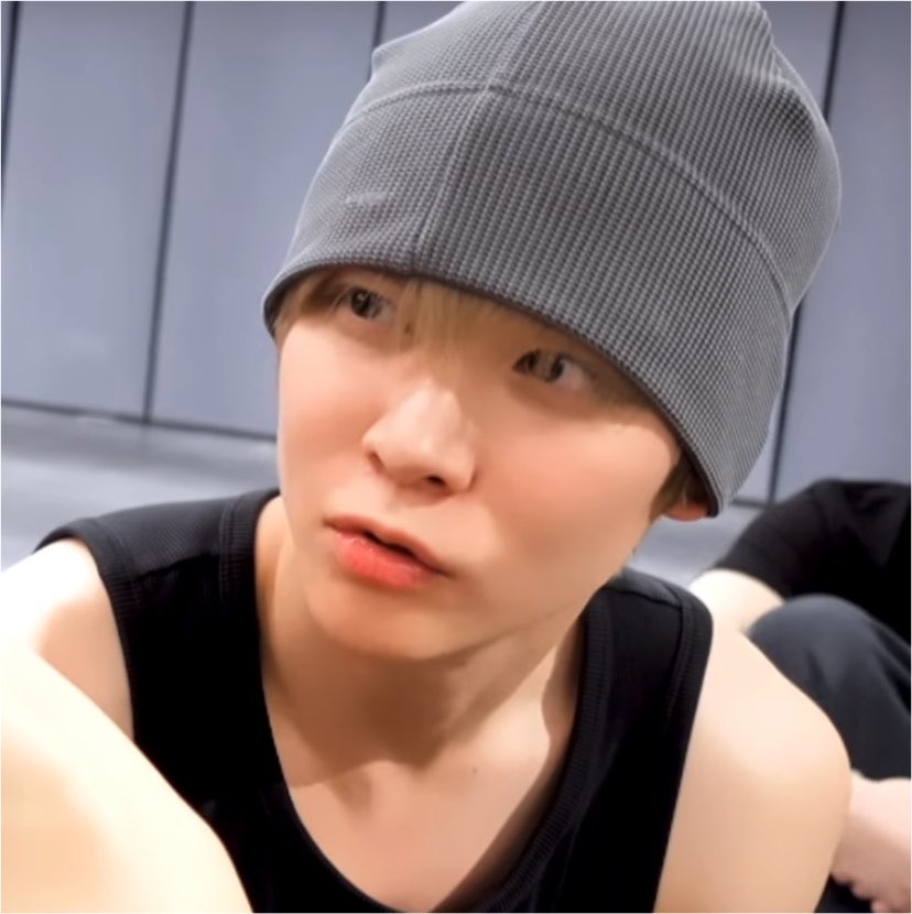 mjmndss's tweet photo. i need a cat ㅠㅠㅠㅠㅠㅠㅠㅠㅠㅠ https://t.co/C9U8XKaDAy
