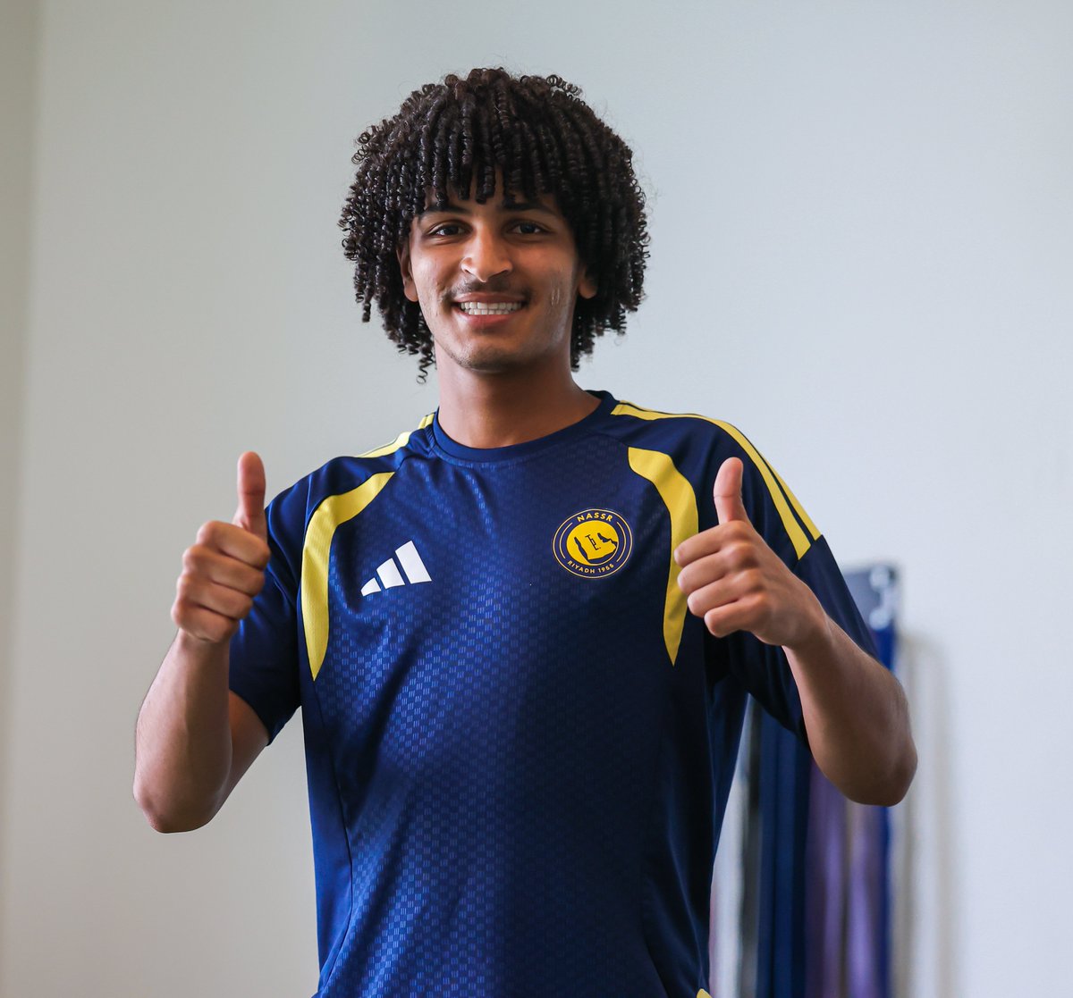 AlNassrFC's tweet photo. يومٌ جديـد من أيـام الإعداد للموسم القادم 💛 https://t.co/Z5kuCL36Zx