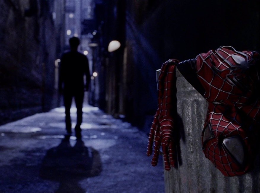 dm_156's tweet photo. spider-man 2 (2004), sam raimi https://t.co/Mz41frR7am