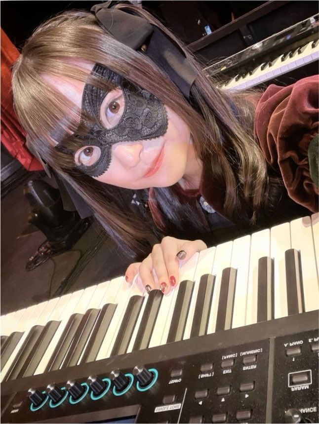 daily sakiko tweet media