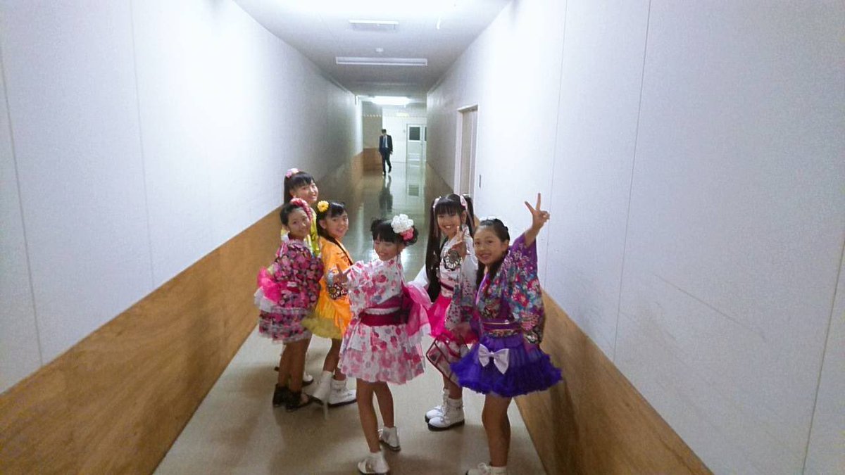 LittleStar_HEG's tweet photo. さき、8年間本当にお疲れ様💐

キッズアイドル時代から一緒に頑張ってきた仲間♡

これから新しい道でもさきらしく輝けますように✨

ラストJKたくさん楽しんでね！！

#愛純百葉 https://t.co/v4qFvOlhWU