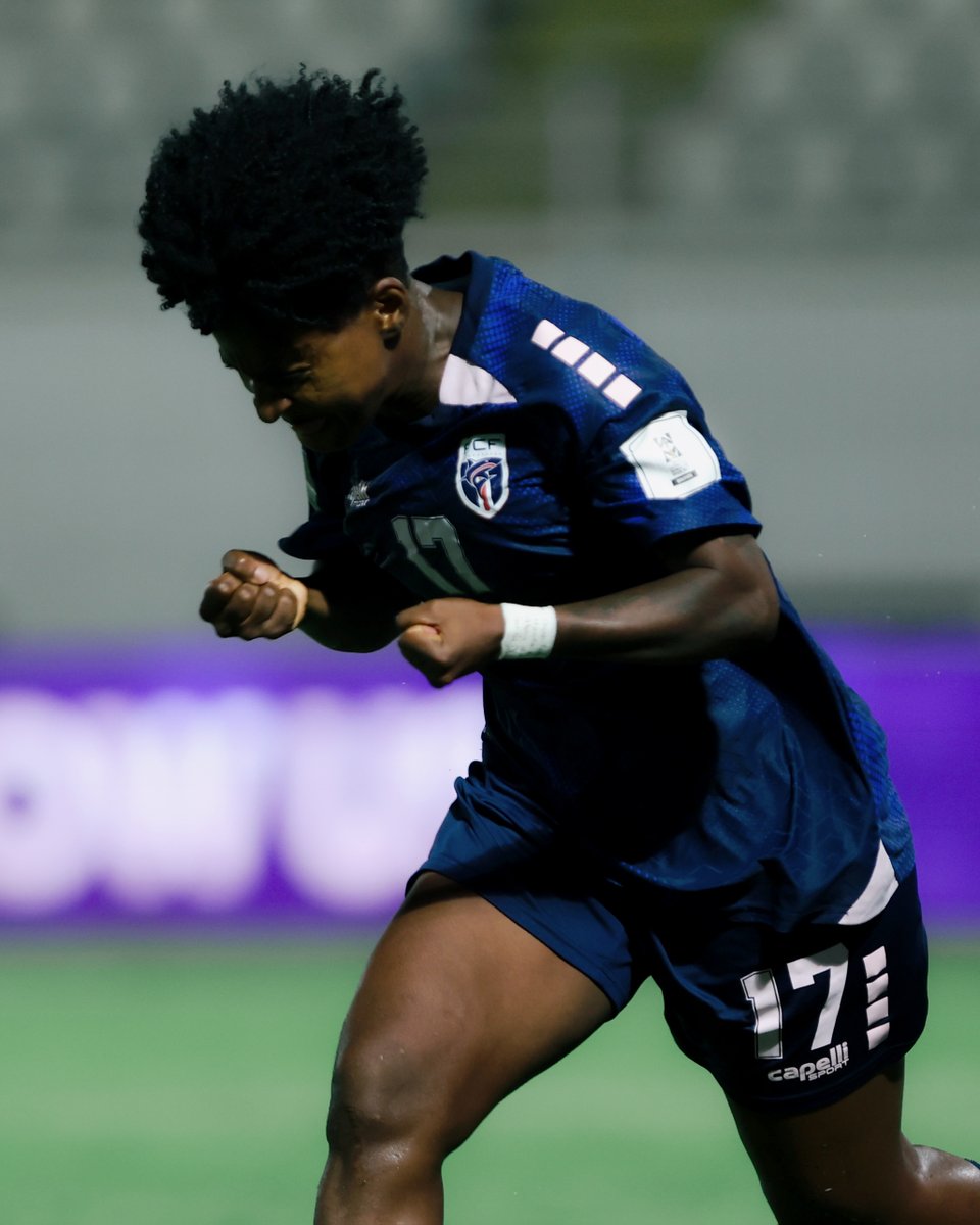 fifaworldcup_pt's tweet photo. Evy Pereira e o primeiro gol de Cabo Verde na história da WAFCON. ⚽🇨🇻

#FIFAWWC https://t.co/tuYrKWoksv