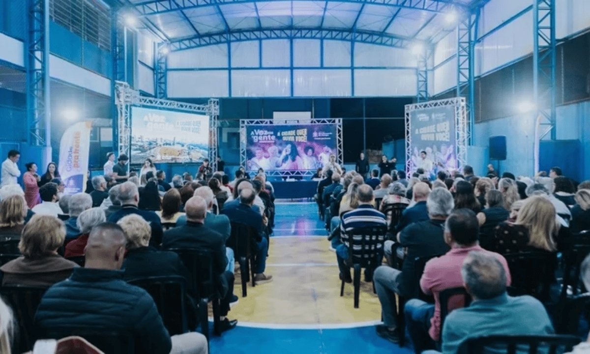 DGABC's tweet photo. Programa ‘A Voz da Gente’ chega ao Riacho Grande, em São Bernardo

Leia: https://t.co/uE6DKePjEb https://t.co/eXhFUIWNWV