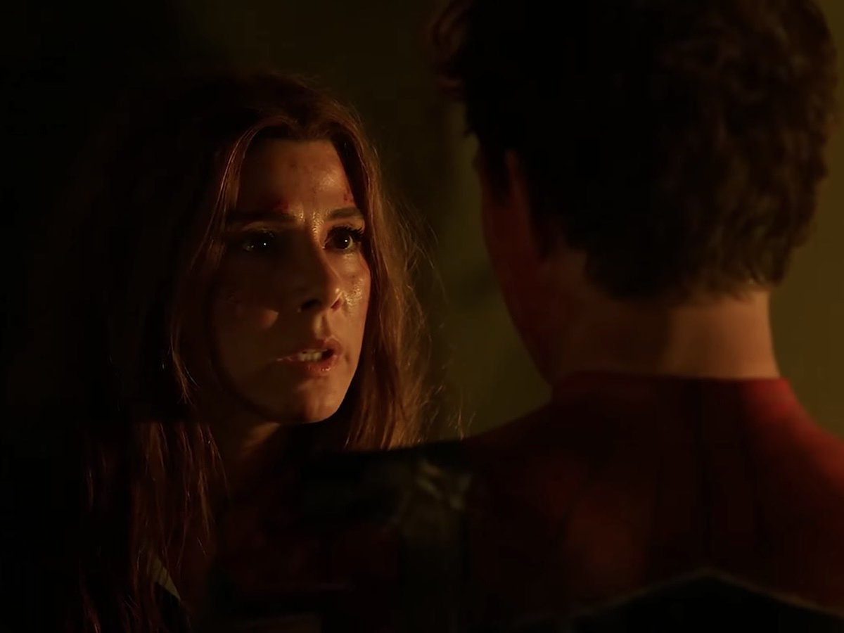 redshirtrooper's tweet photo. Don’t think enough people who’ve seen Brand New Day are talking about the parallel between these two scenes, makes one of the only really great things about No Way Home so much better https://t.co/CAvaggH6Xr