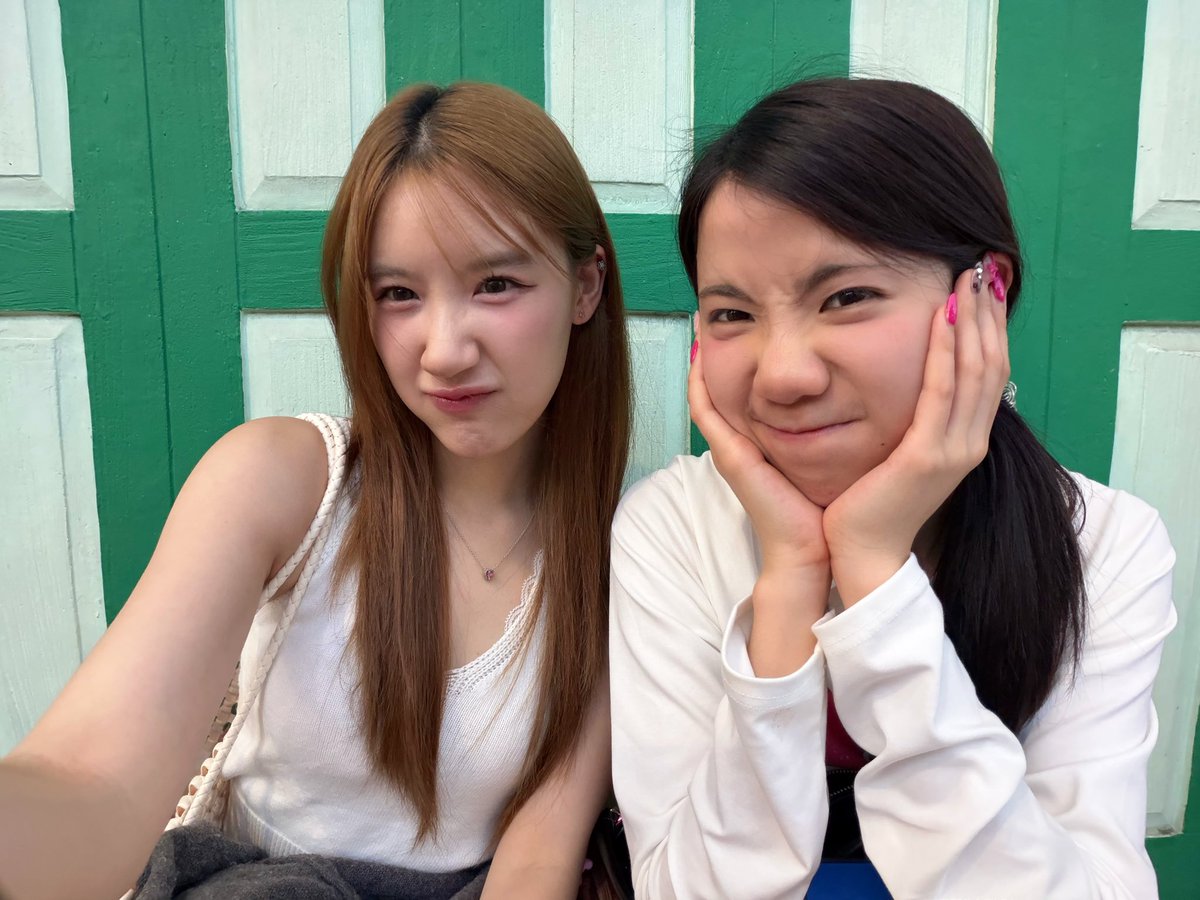 chamcham101048's tweet photo. อย่าให้อยุ่ด้วยกัน555525251
#champookodcha
 #famebnk48 https://t.co/hI2B8d3a3p