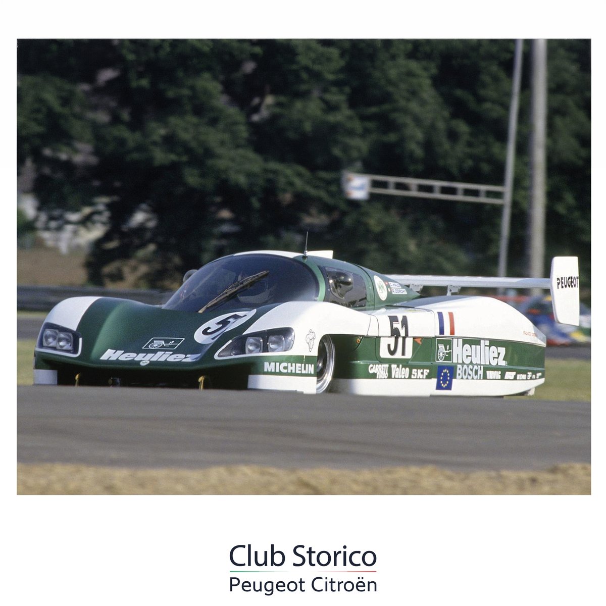 ClubStorico's tweet photo. 👉 A Le Mans esiste un record che nessuno potrà mai battere. Nel 1988 la WM P88 costruita dalla francese Welter-Meunier (WM) raggiunse l'incredibile velocità di 407 km/h. Dal 1990 il rettilineo di Hunaudières è spezzato da 2 chicane, rendendo quel record imbattibile. #clubstorico https://t.co/3R3QhejV4O