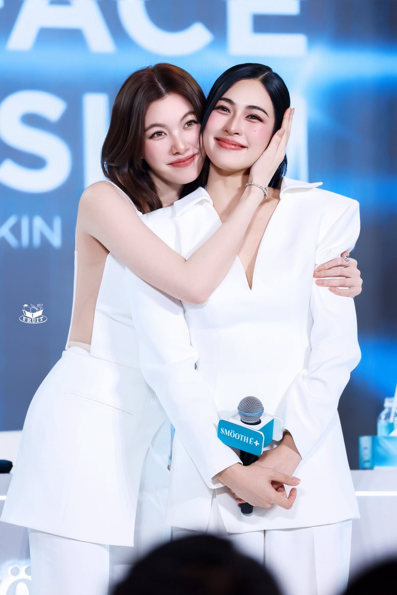 day_fruit71850's tweet photo. ☺️☺️

LINGORM PRESENTER SMOOTHE
#LingOrmxSmoothE_FIERCESKIN https://t.co/Qgdcjm5S7l