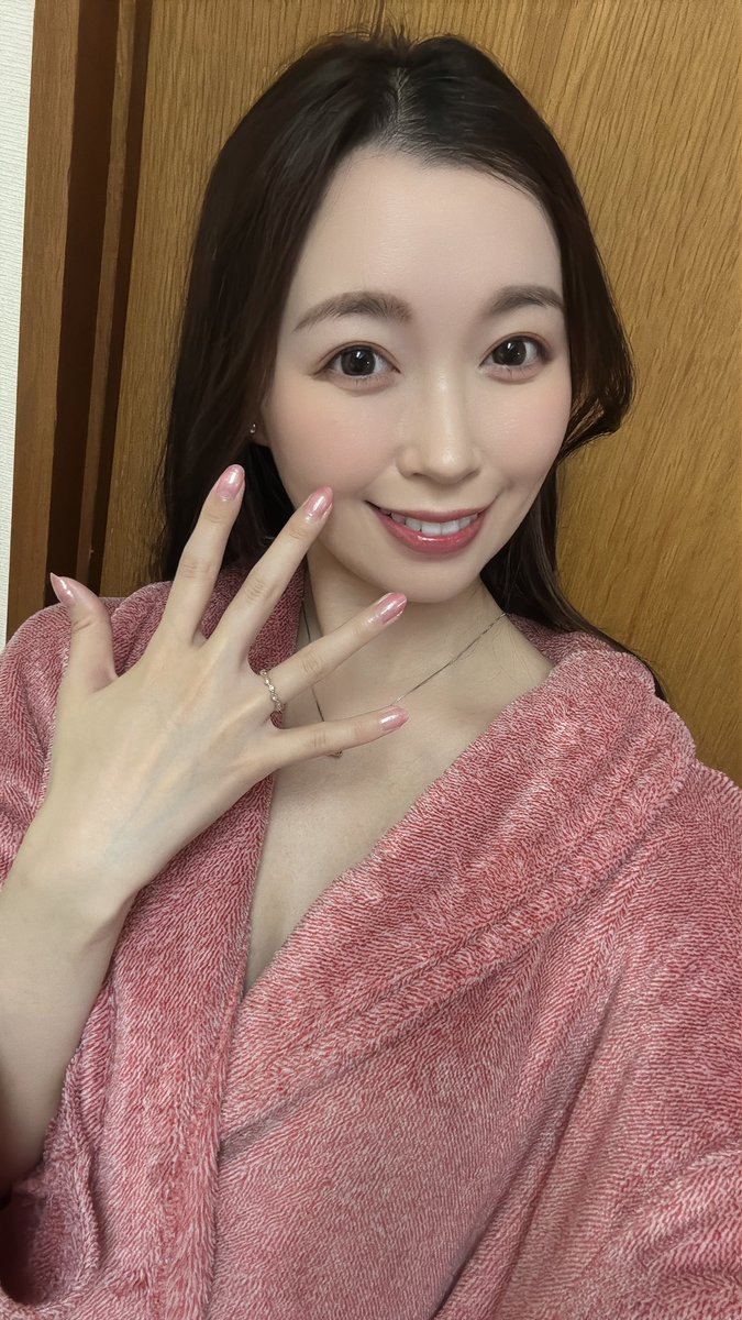 haruka_sflirt's tweet photo. オークションのお知らせです！
ご参加お待ちしております☺️💋

https://t.co/CTS3scWjIa https://t.co/PjjvFPYzMI
