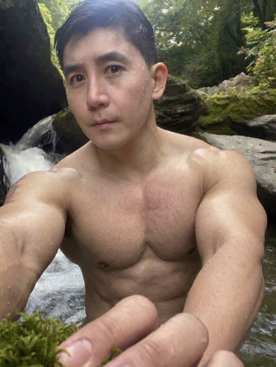 greatmrkim's tweet photo. The Man in The Nature https://t.co/zXTooBLsQ3