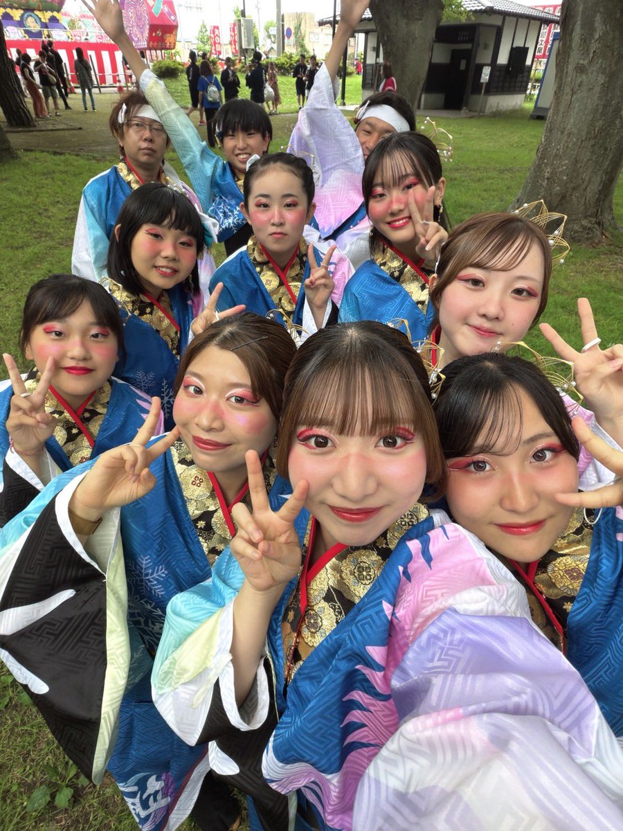 4351_hayate's tweet photo. 演舞報告.⋆𝜗𝜚
#天空の不夜城 に参加させていただきました。
2日は『叶羽』、3日は『不夜城』を踊らせていただきました。
温かいご声援をありがとうございました✨️
スポットとして颯卒業生の、のぞみちゃんも2日間来てくれました！
またいつでも待ってるよ〜🫶🏻
#能代YOSAKOI颯 https://t.co/dsFU4Vy5c9