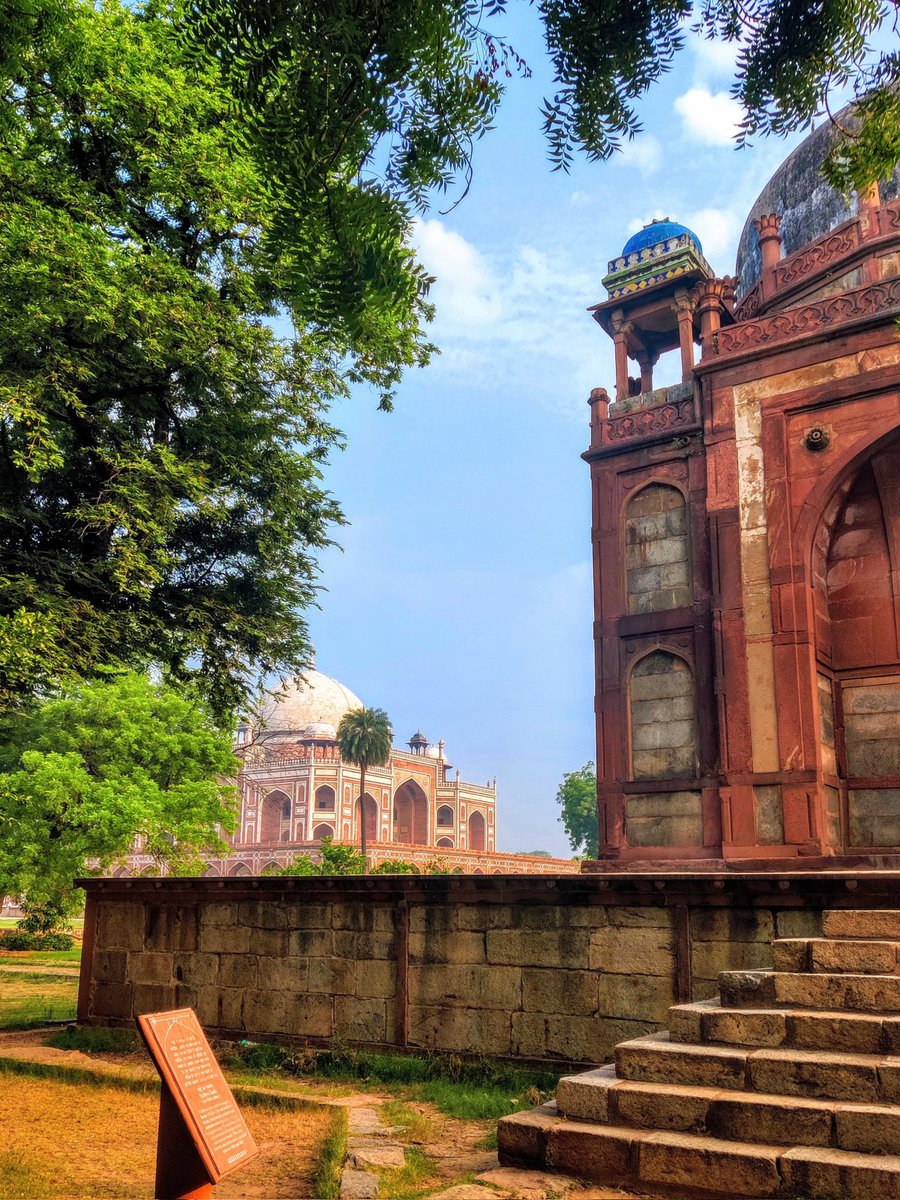 humorosaurus's tweet photo. Humayun, I'll always 𝘧𝘢𝘭𝘭 for your tomb https://t.co/kGgjWtzFFp