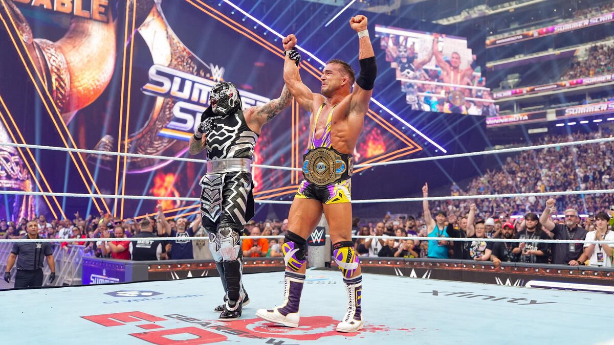 Dill27896510161's tweet photo. #SummerSlam Night 2 Recap 

-KO return and DEF Gunther Sami and Finn Balor

-Corbin DEF Trick to become US champion 

-Chelsea Green wins the WWE Woman’s Championship 

-Danhausen DEF Dom

-Gable DEF Penta to become IC Champion 

-OTC DEF Seth Rollins and their Chapter Closes https://t.co/fUX3gnhz5k