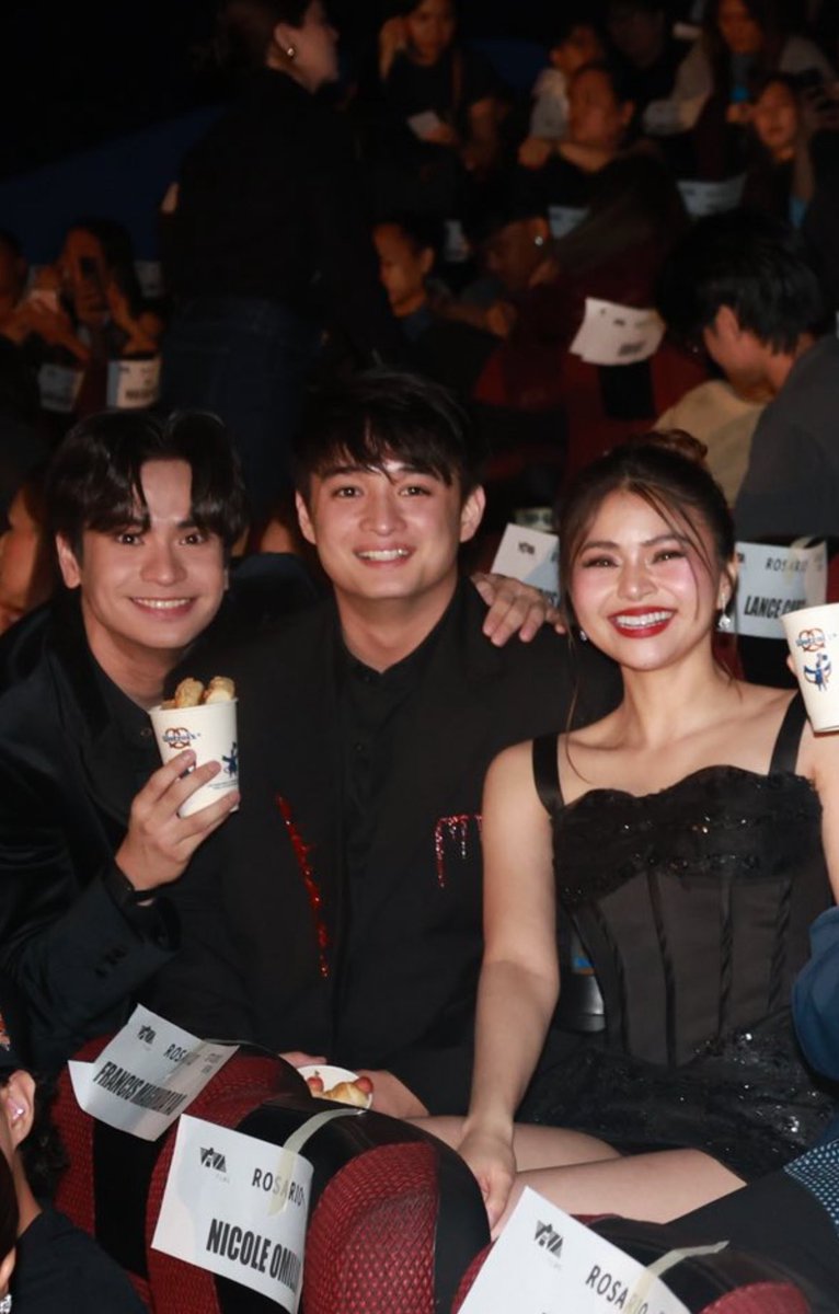 yssaduhmp's tweet photo. JaiLanceBrey cuteziieee

GABI NG LANCEBREY
GABI NG LANCEBREY
GABI NG LANCEBREY

#RosarioPremiereNight 
#RosarioMovie https://t.co/kDNqp8qgkC