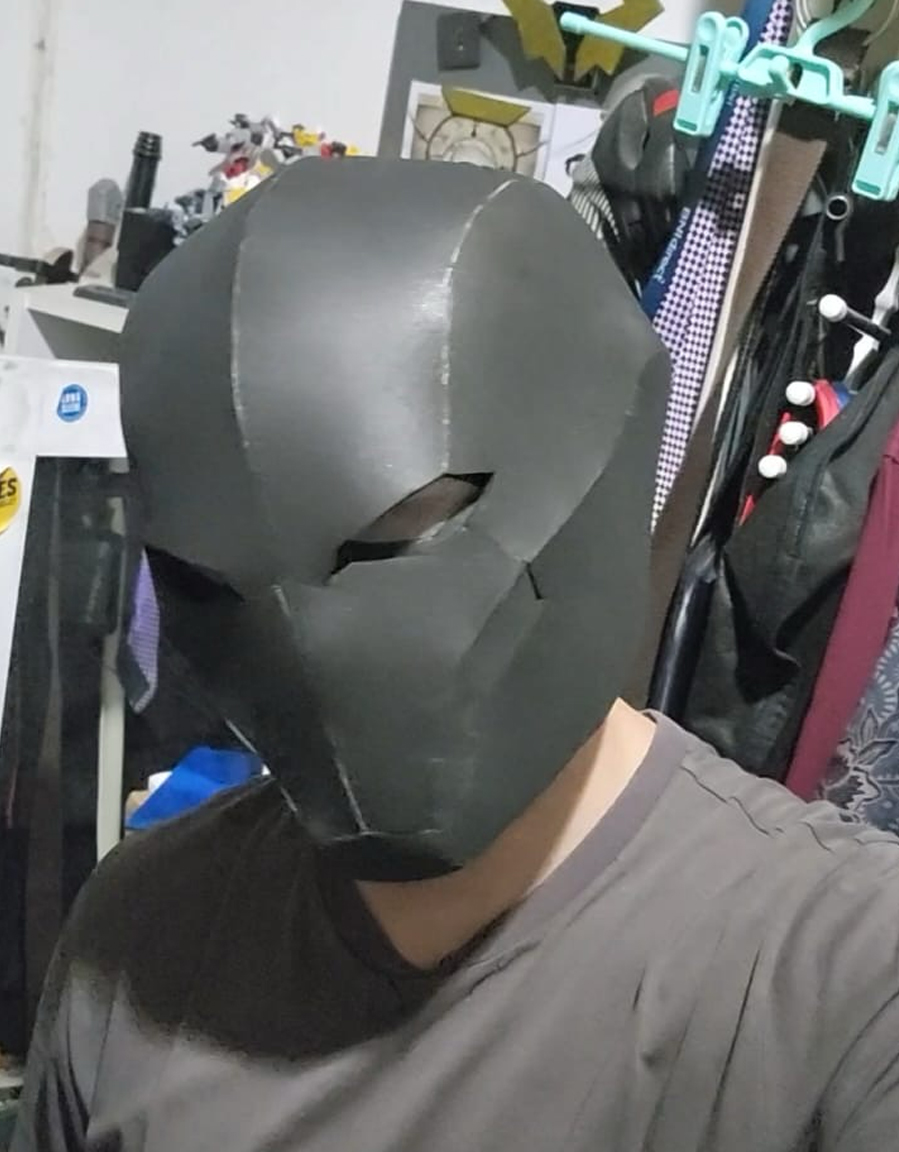 hexcasterz's tweet photo. oh the potential of this helmet https://t.co/pPQz3apjY2