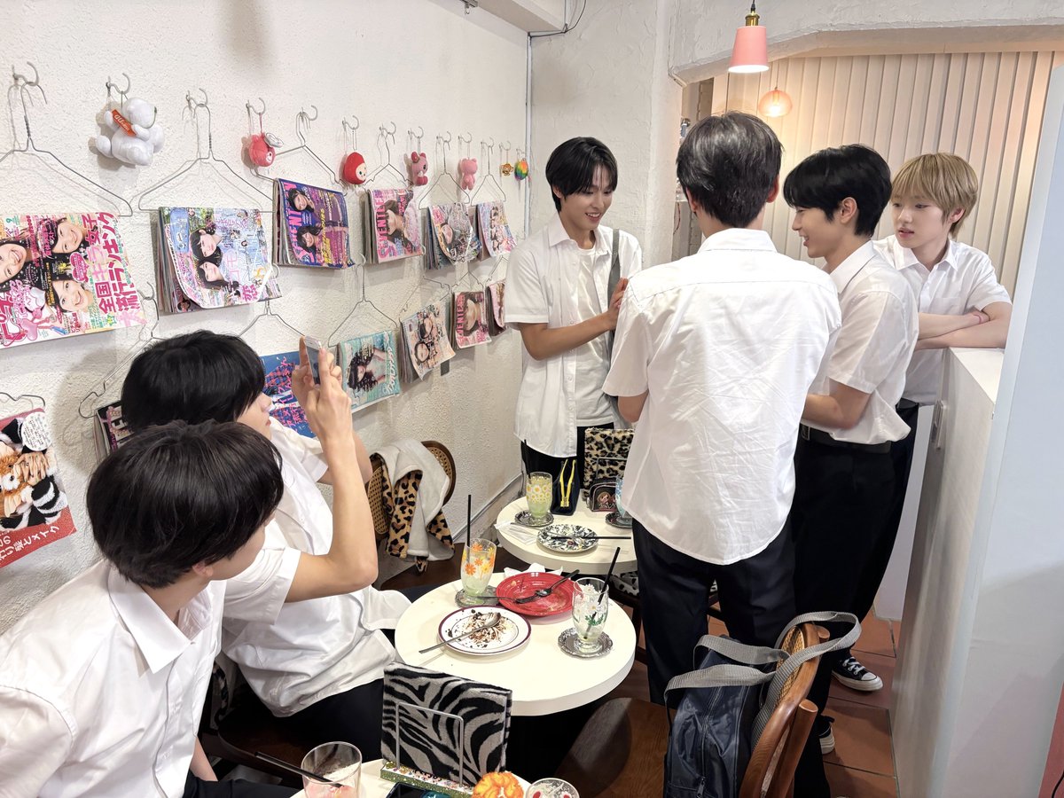 nctwishofficial's tweet photo. 🍙🧃🎒

EVERYTHING, ALL AT ONCE, NEO
https://t.co/DaNuhRRJE7 

#NCTWISH #WISH_BoyMeetsGirl
#BoyMeetsGirl #YO_I_DON! 
#NCT_10TH_ANNIVERSARY https://t.co/TpBYC5pqZi