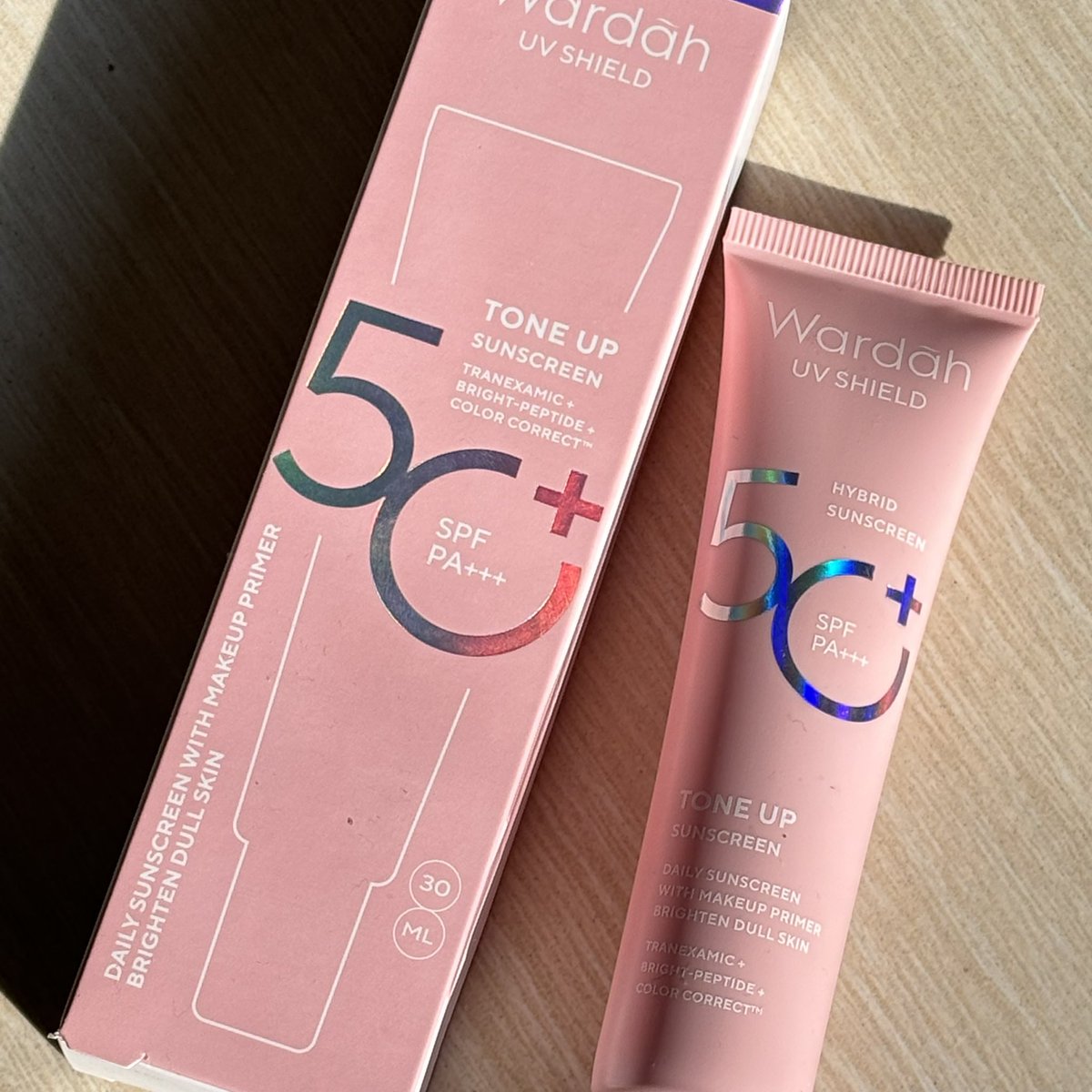 nadyakhanza's tweet photo. wardah in LOCAL SUNSCREEN WE TRUST….!🇮🇩

worth to buy. https://t.co/o49Mf3P1NG