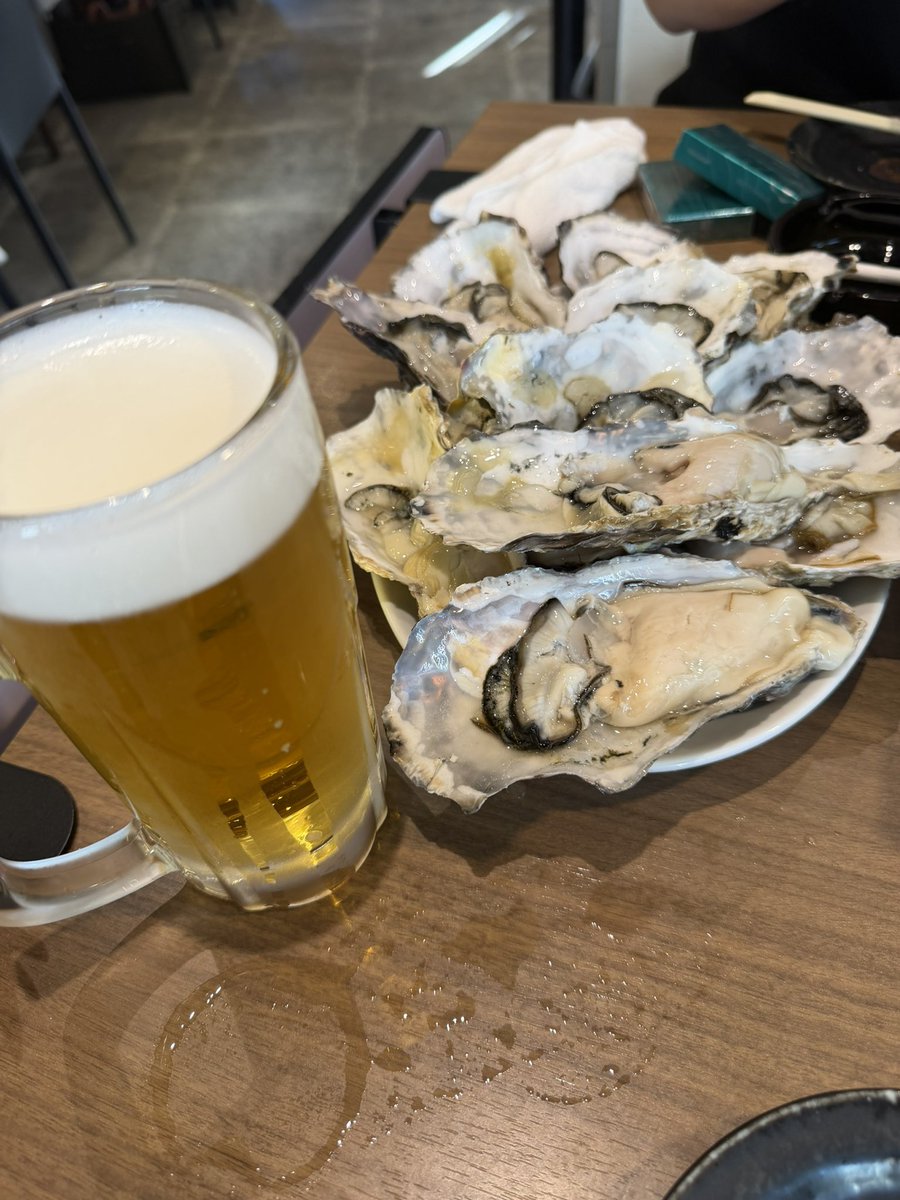 M_mimi04's tweet photo. 牡蠣食べて気分るんるん🎶 https://t.co/WBrCSzqbVF